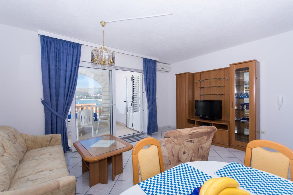 Villa Snjezana Trogir Buitenkant foto