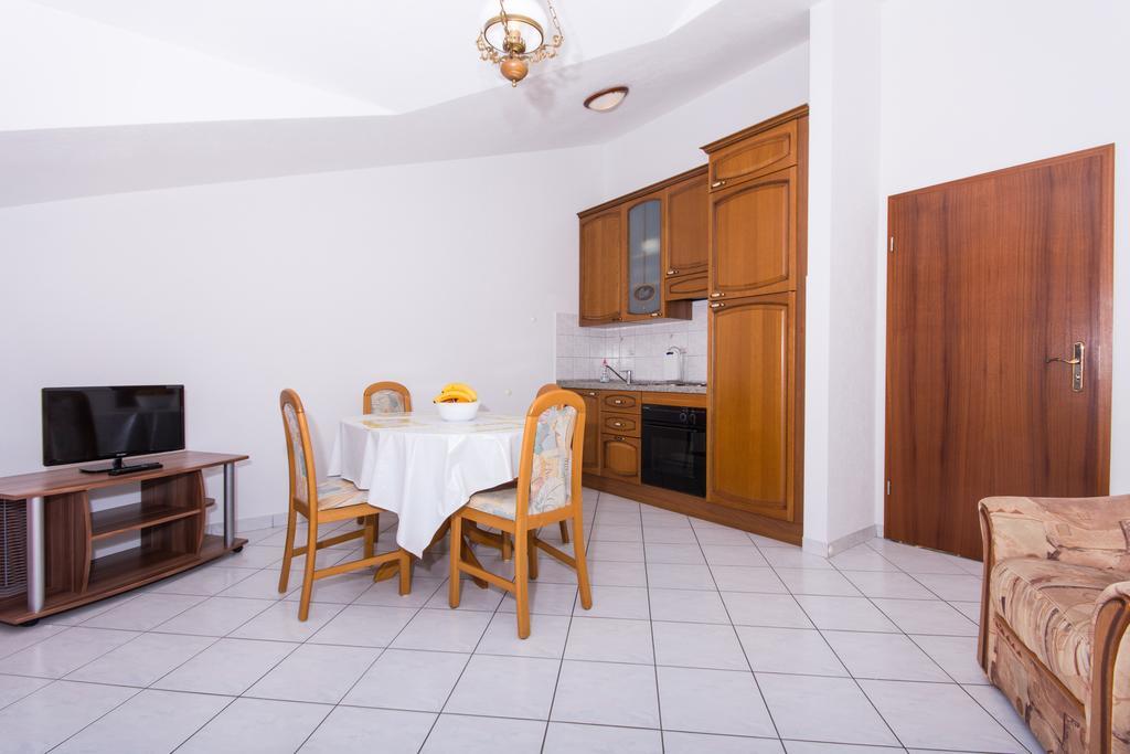 Villa Snjezana Trogir Buitenkant foto